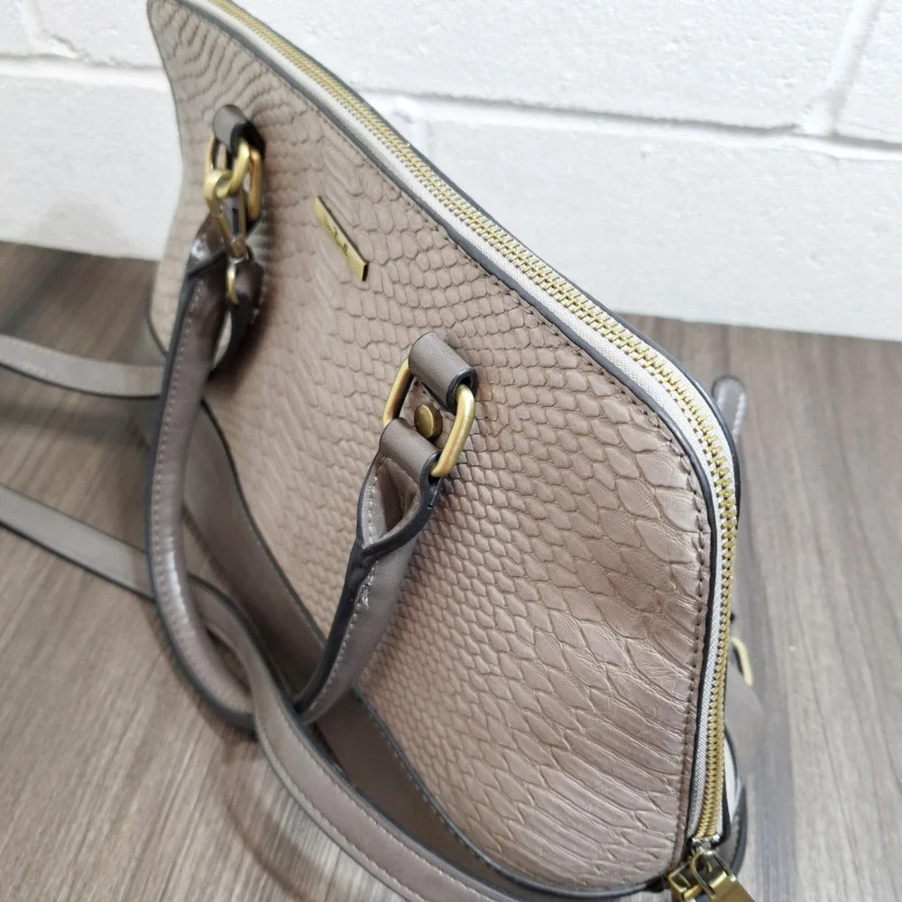 Simply Noelle Women's Gray Snakeskin Embossed Faux Leather Satchel Crossbody Bag